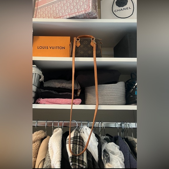 Louis Vuitton Speedy Nano - Picture 2 of 11